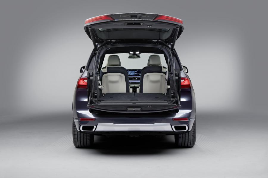 Багажник BMW X7 xDrive40i (G07) 2017 года  (WW) (фото 97 из 101)